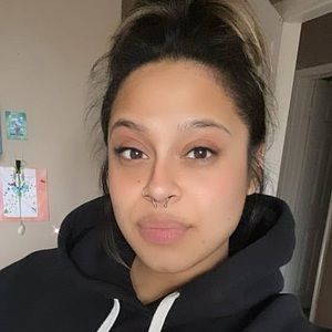 Meet your Posher, Lucy m